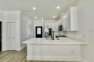 3017 73rd Street N, Tampa, FL 33619 - Photo 5