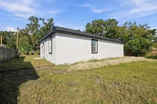 3017 73rd Street N, Tampa, FL 33619 - Photo 13