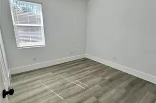 3017 73rd Street N, Tampa, FL 33619 - Photo 9
