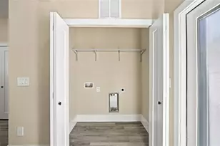 3017 73rd Street N, Tampa, FL 33619 - Photo 21