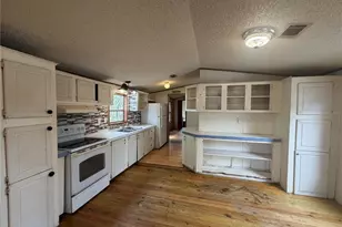 120 NE 12th Ave, Chiefland, FL 32626 - Photo 11
