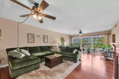6363 Gulf Winds Drive #233, Saint Petersburg, FL 33706 - Photo 5