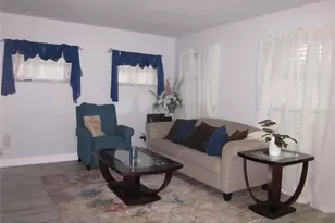 4902 Country Aire Ln, Tampa, FL 33624 - Photo 3