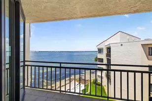 5541 Puerta Del Sol Blvd S, Saint Petersburg, FL 33715 - Photo 1