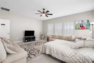 1415 Crystal Lake Dr, Lakeland, FL 33801 - Photo 21
