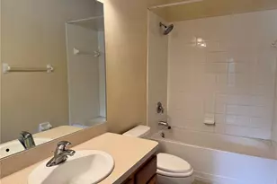 4107 Key Thatch Dr, Tampa, FL 33610 - Photo 15