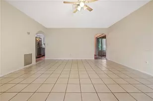 8529 Renald Blvd, Temple Terrace, FL 33637 - Photo 3