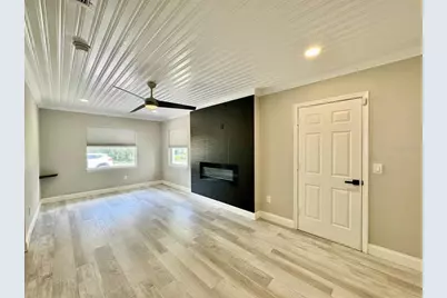 1918 E Shadowlawn Avenue, Tampa, FL 33610 - Photo 13