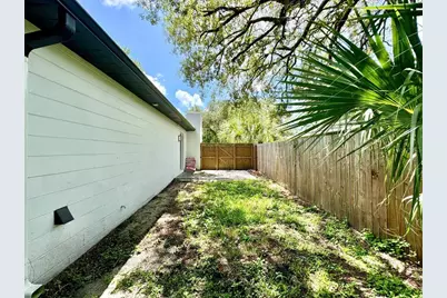 1918 E Shadowlawn Avenue, Tampa, FL 33610 - Photo 27
