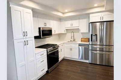 1847 Shore Drive S #101, Saint Petersburg, FL 33707 - Photo 3