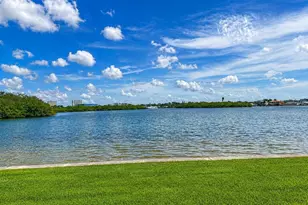 1847 Shore Dr S, Saint Petersburg, FL 33707 - Photo 21