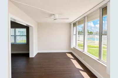 1847 Shore Drive S #101, Saint Petersburg, FL 33707 - Photo 11