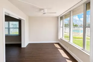 1847 Shore Dr S, Saint Petersburg, FL 33707 - Photo 11