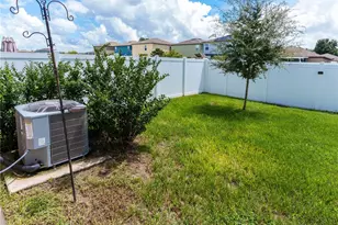 13693 Newbridge St, Spring Hill, FL 34609 - Photo 37