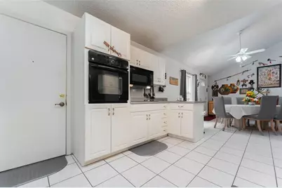 15370 Apache Drive, Thonotosassa, FL 33592 - Photo 13