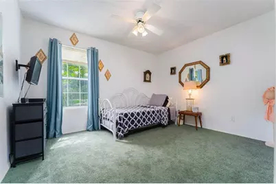 15370 Apache Drive, Thonotosassa, FL 33592 - Photo 17