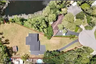 19003 Cedar Ln, Lutz, FL 33548 - Photo 3