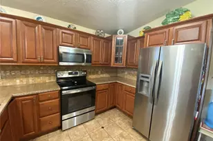 1420 Windjammer Pl, Valrico, FL 33594 - Photo 5