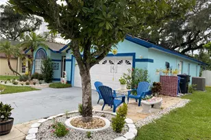 1420 Windjammer Pl, Valrico, FL 33594 - Photo 3