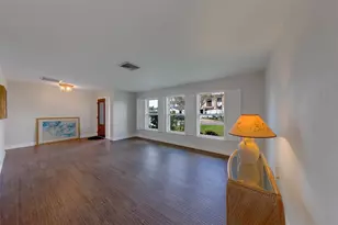 11602 Grove St, Seminole, FL 33772 - Photo 9