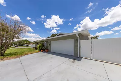 11602 Grove Street, Seminole, FL 33772 - Photo 59