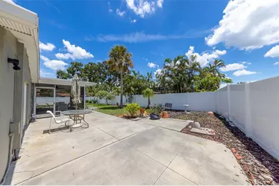 11602 Grove Street, Seminole, FL 33772 - Photo 45
