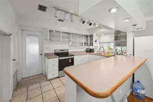 6415 2nd Ave N, Saint Petersburg, FL 33710 - Photo 9