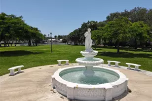 120 Park St N, Saint Petersburg, FL 33710 - Photo 77