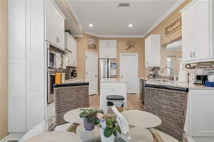 1119 Villeroy Dr, Sun City Center, FL 33573 - Photo 15
