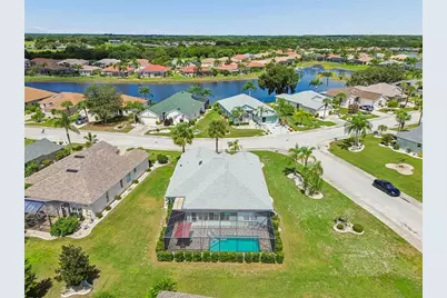 1119 Villeroy Drive, Sun City Center, FL 33573 - Photo 47