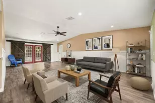 805 W College Ave, Ruskin, FL 33570 - Photo 11