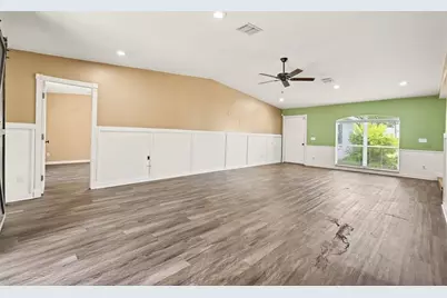 805 W College Avenue, Ruskin, FL 33570 - Photo 13
