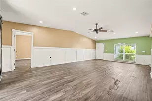 805 W College Ave, Ruskin, FL 33570 - Photo 13