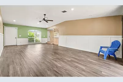 805 W College Avenue, Ruskin, FL 33570 - Photo 3