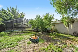 805 W College Ave, Ruskin, FL 33570 - Photo 33