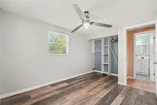 805 W College Ave, Ruskin, FL 33570 - Photo 23