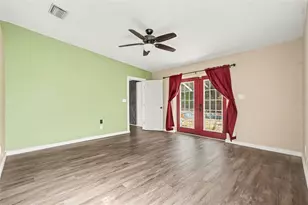 805 W College Ave, Ruskin, FL 33570 - Photo 19