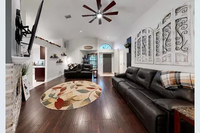 4302 Longfellow Drive, Plant City, FL 33566 - Photo 7