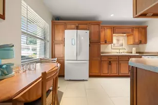 1005 Cordova Green, Seminole, FL 33777 - Photo 5