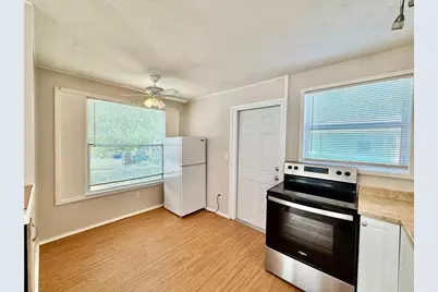 5612 18th Avenue S, Saint Petersburg, FL 33707 - Photo 15