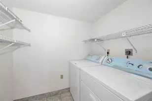 2687 Pine Ridge Way S, Palm Harbor, FL 34684 - Photo 21