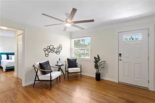 417 Hampton Ave NE, Saint Petersburg, FL 33703 - Photo 5