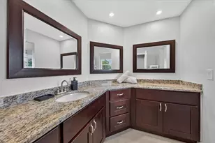 100 Matisse Circle W, Nokomis, FL 34275 - Photo 7