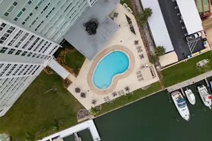 31 Island Way, Clearwater Beach, FL 33767 - Photo 7