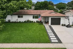 510 Hillcrest Dr, Largo, FL 33771 - Photo 1