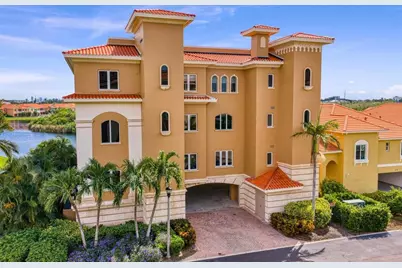 43 Bayview Court S #A, Saint Petersburg, FL 33711 - Photo 1