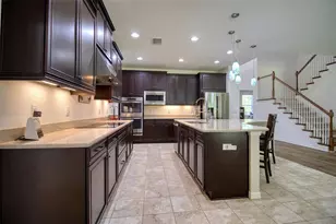 26888 Fiddlewood Loop, Wesley Chapel, FL 33544 - Photo 9