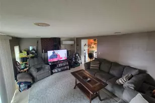 8446 Waverly Rd N, Saint Petersburg, FL 33702 - Photo 1