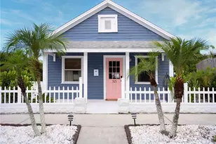 315 Hope St, Tarpon Springs, FL 34689 - Photo 1