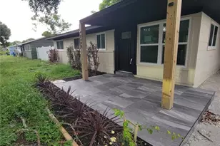 7498 N Orpine Dr, Saint Petersburg, FL 33702 - Photo 1